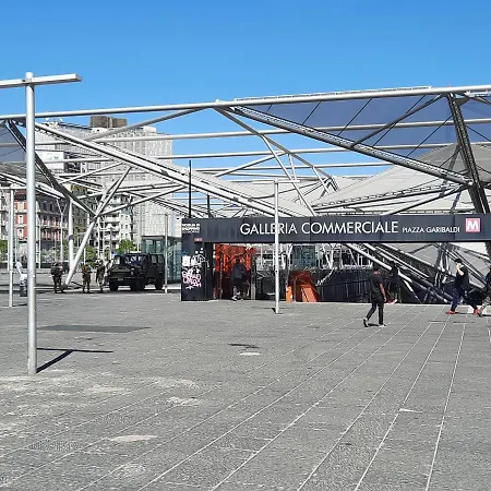 ベッド・アンド・ブレックファスト Napoli Central ナポリ