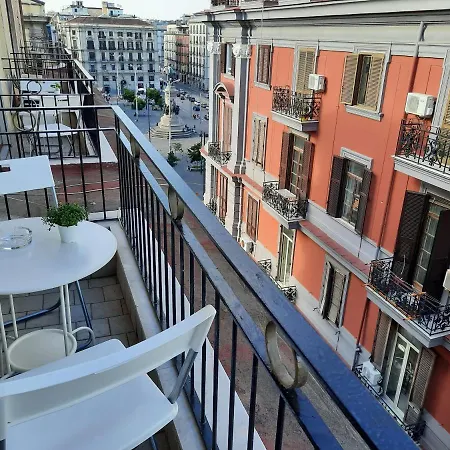 Napoli Central ナポリ