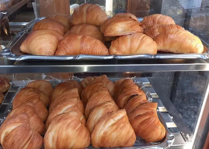 Napoli Central לינה וארוחת בוקר נאפולי