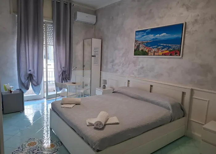 Napoli Central נאפולי