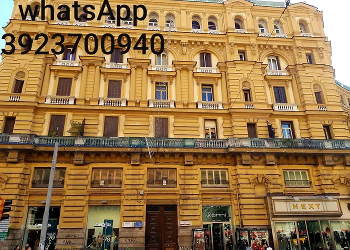 Napoli Central 4* نابولي