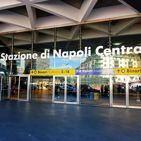Napoli Central Oda ve Kahvaltı