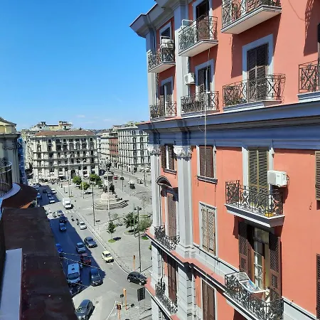 Napoli Central Oda ve Kahvaltı