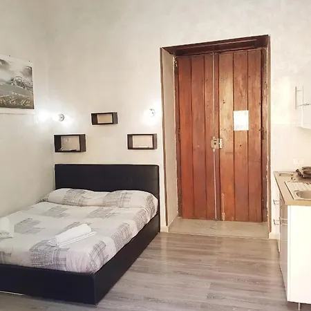 Napoli Central Naples