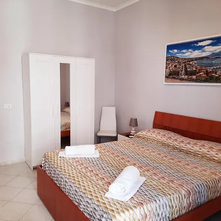 Napoli Central Bed & Breakfast Naples